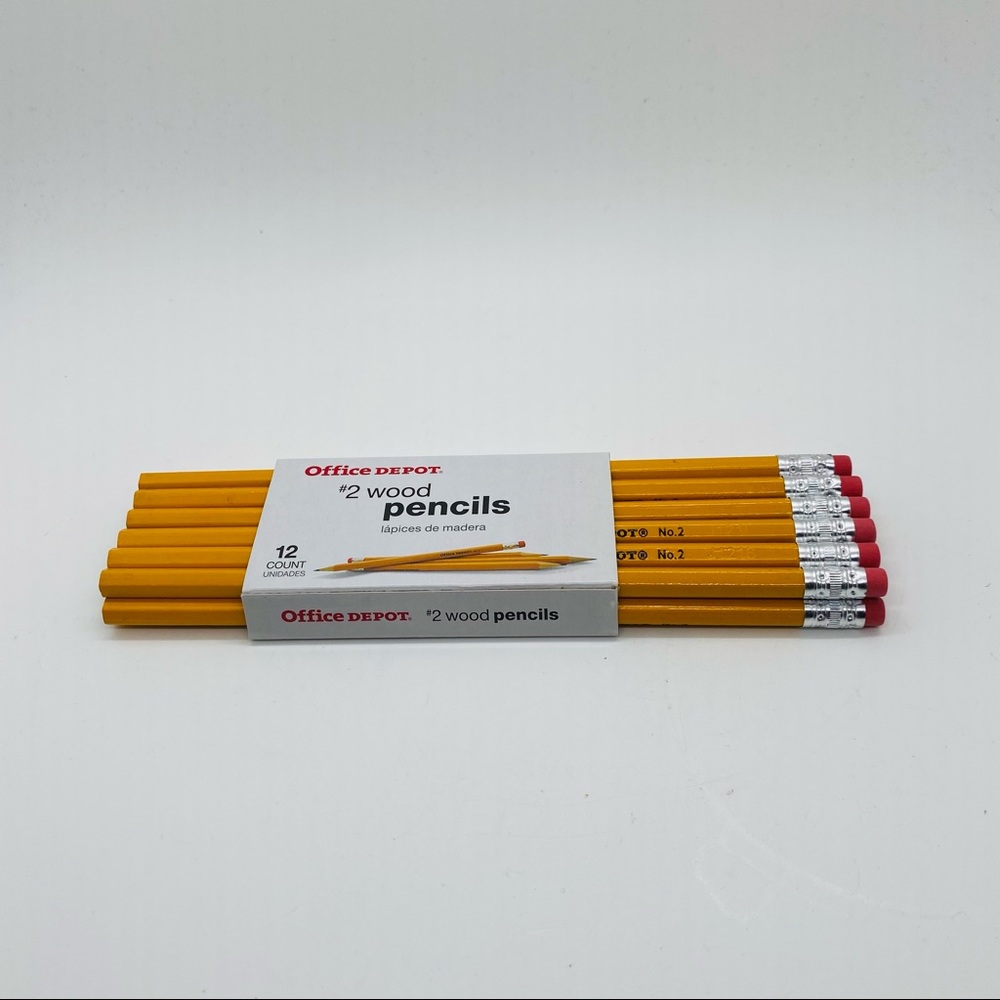 NWT Office Depot® Brand Wood Pencils, #2 Lead, Medium, Pack of 12